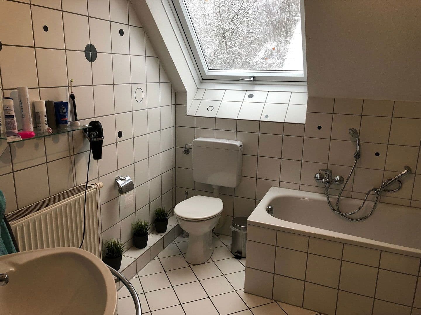 3 bedroom flat to rent, 82 m², Zitzenbachstrasse 47, Kreuztal, North Rhine-Westphalia 3 bedroom flat to rent, 82 m², Zitzenbachstrasse 47, Kreuztal, North Rhine-Westphalia