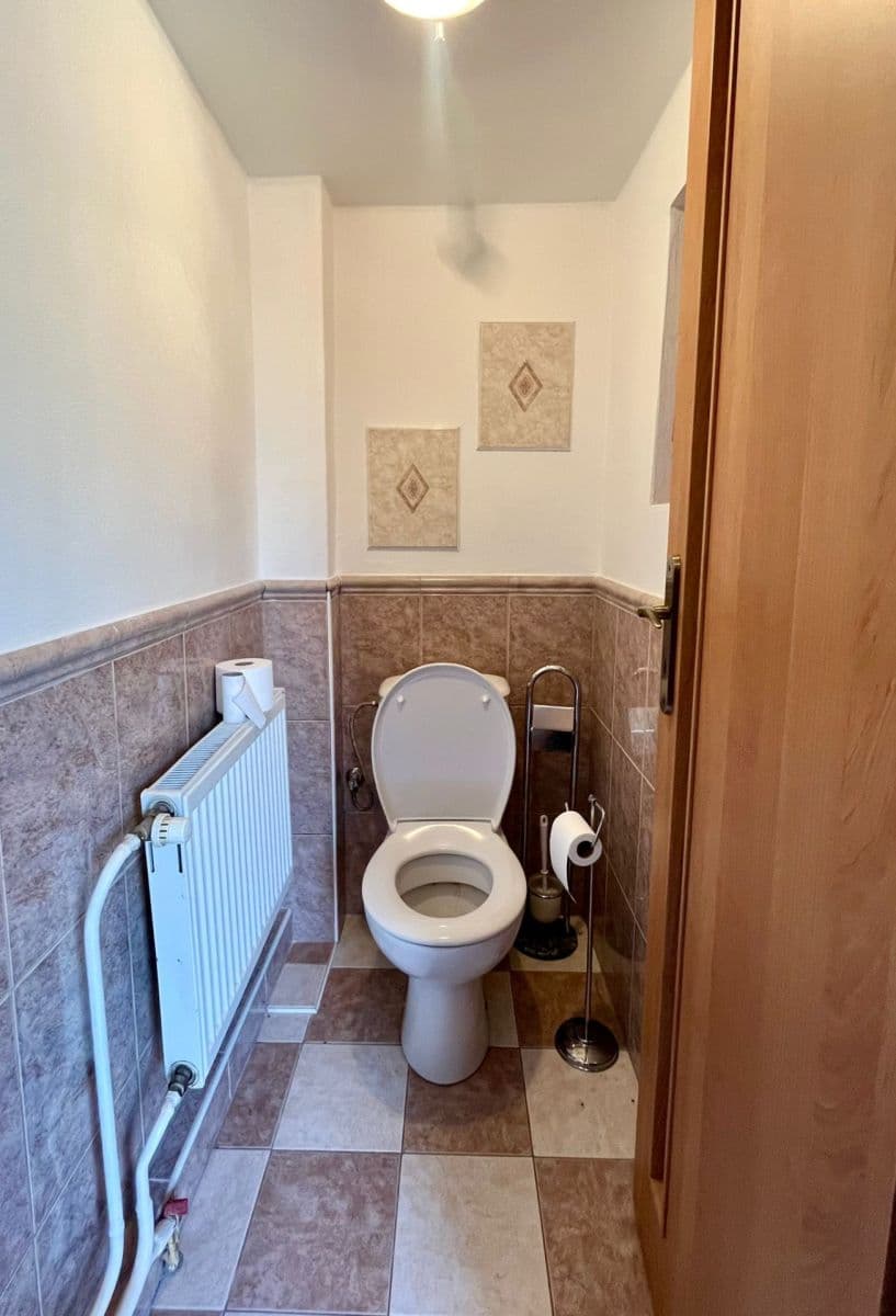 1 bedroom with open-plan kitchen flat to rent, 41 m², Pražská, Dobřichovice, Středočeský Region 1 bedroom with open-plan kitchen flat to rent, 41 m², Pražská, Dobřichovice, Středočeský Region