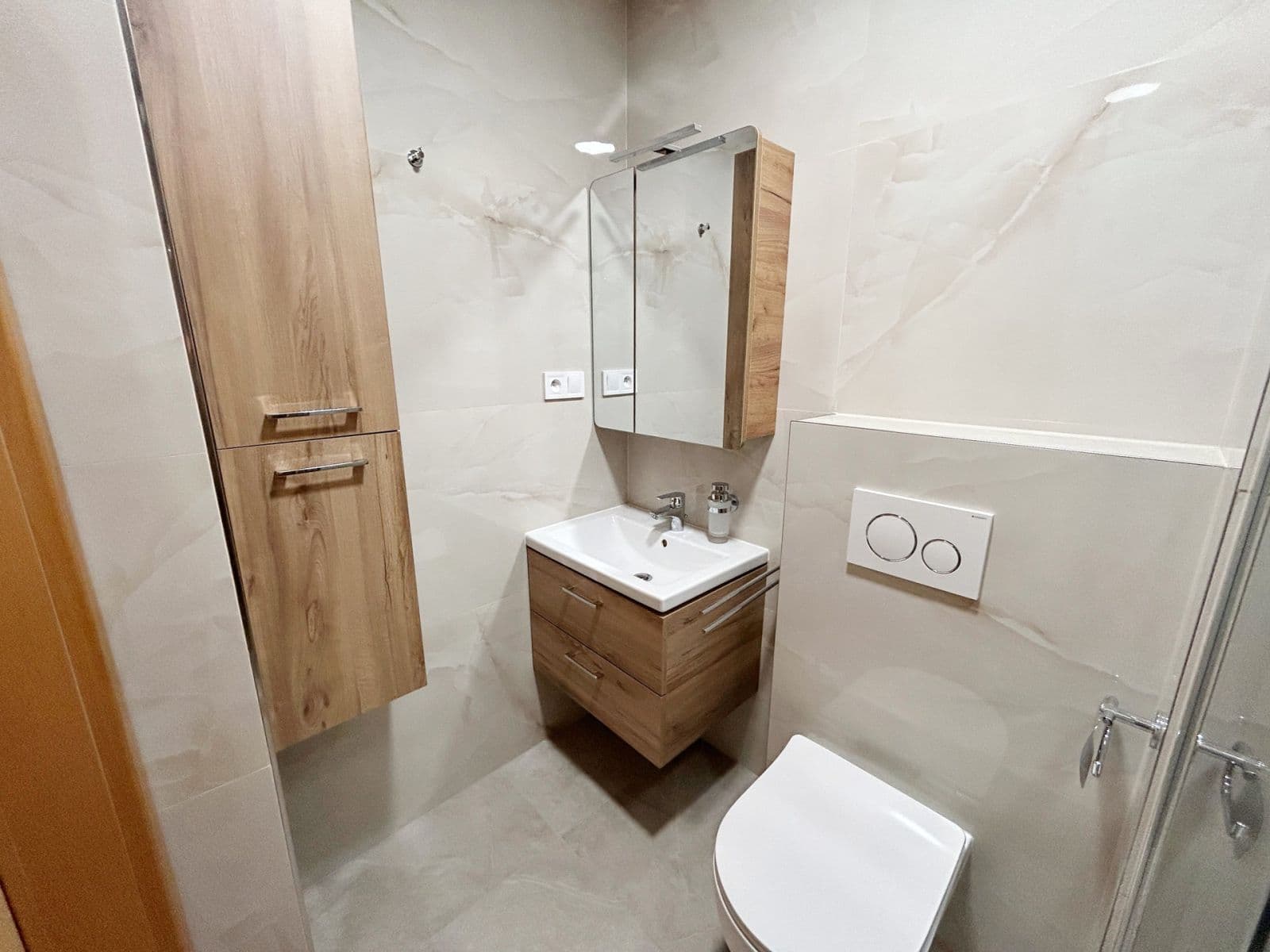 2 bedroom flat to rent, 52 m², Mánesova, Poděbrady, Středočeský Region 2 bedroom flat to rent, 52 m², Mánesova, Poděbrady, Středočeský Region