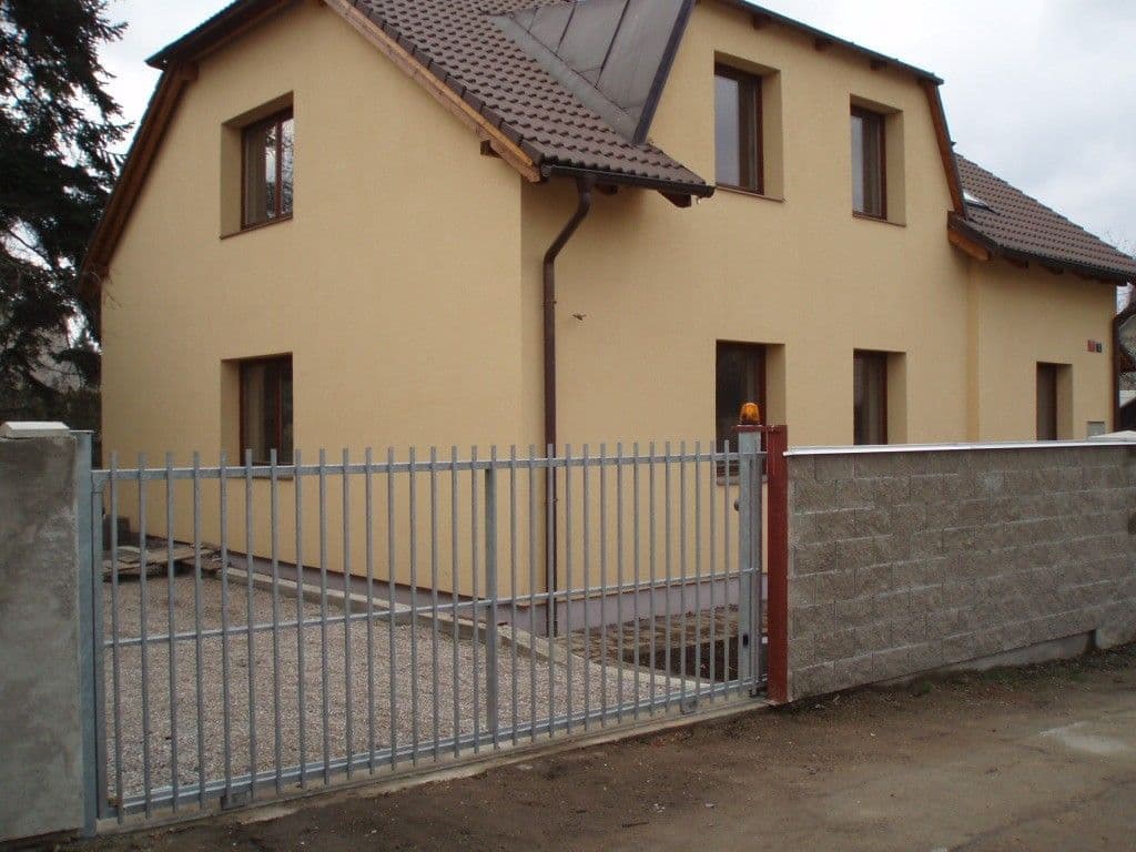 2 bedroom with open-plan kitchen flat to rent, 96 m², U Kruhárny, Dobřichovice, Středočeský Region 2 bedroom with open-plan kitchen flat to rent, 96 m², U Kruhárny, Dobřichovice, Středočeský Region