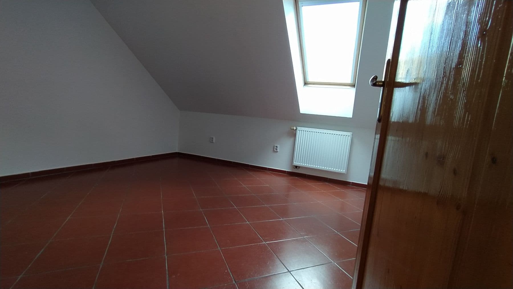2 bedroom with open-plan kitchen flat to rent, 96 m², U Kruhárny, Dobřichovice, Středočeský Region 2 bedroom with open-plan kitchen flat to rent, 96 m², U Kruhárny, Dobřichovice, Středočeský Region