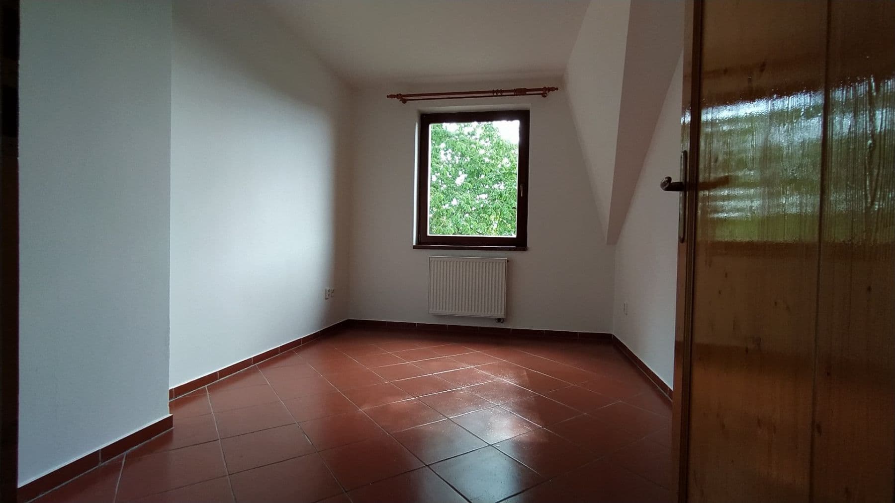 2 bedroom with open-plan kitchen flat to rent, 96 m², U Kruhárny, Dobřichovice, Středočeský Region 2 bedroom with open-plan kitchen flat to rent, 96 m², U Kruhárny, Dobřichovice, Středočeský Region