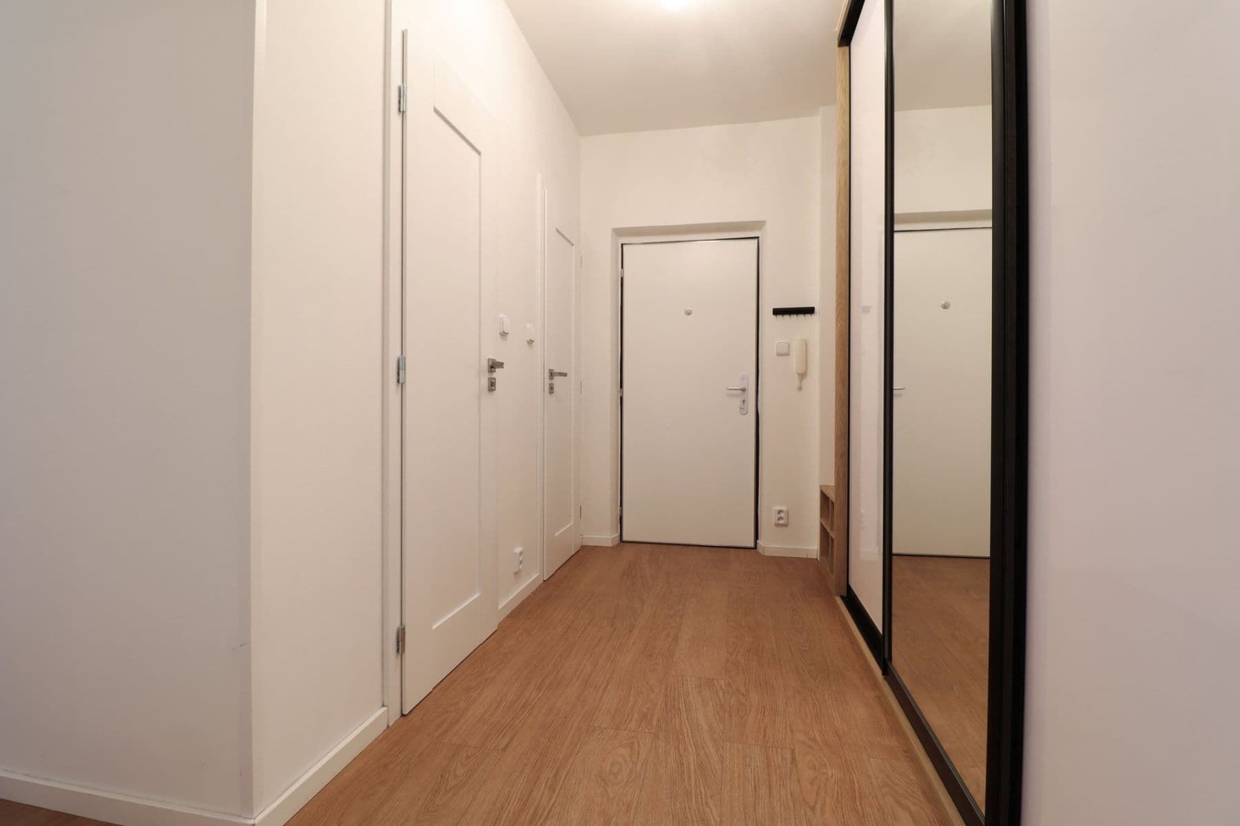 2 bedroom flat to rent, 52 m², Evropská, Prague, Prague 2 bedroom flat to rent, 52 m², Evropská, Prague, Prague