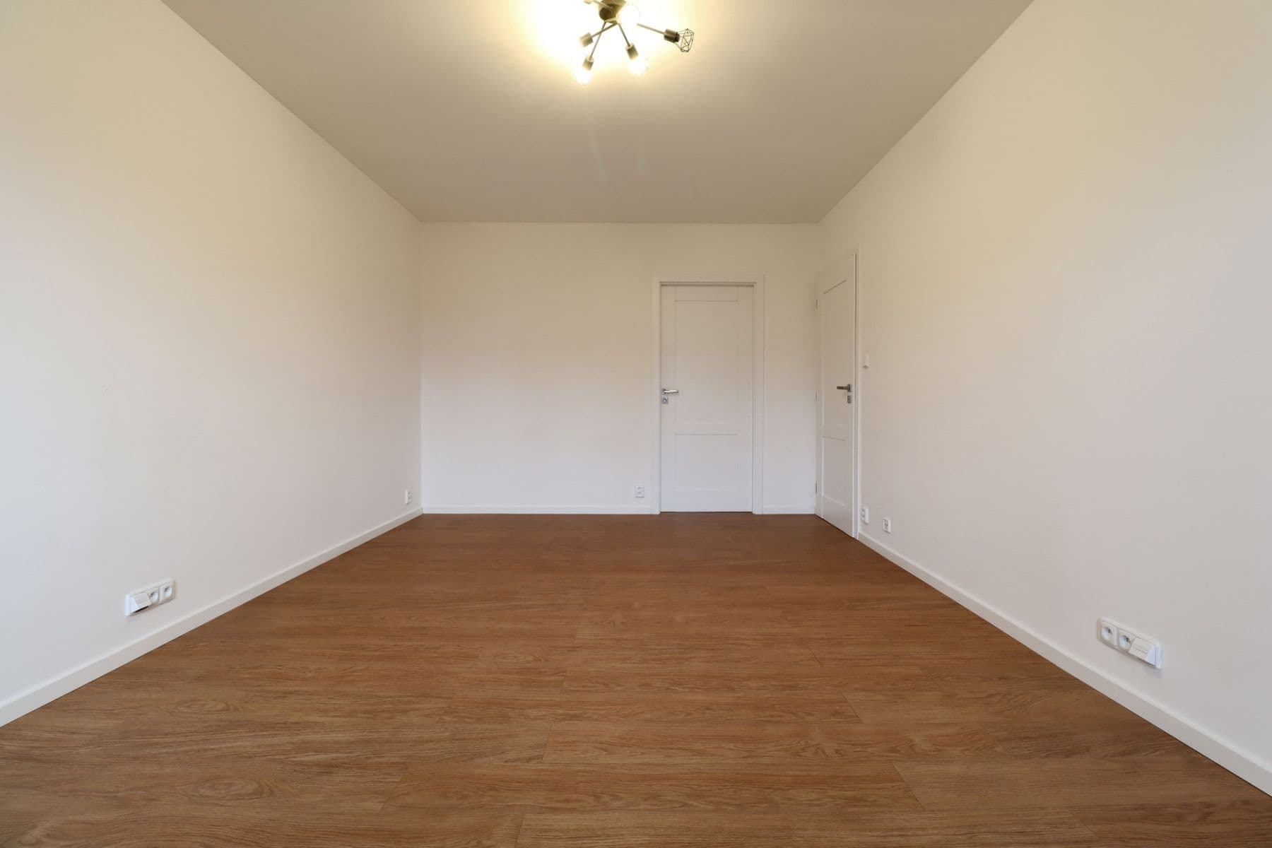 2 bedroom flat to rent, 52 m², Evropská, Prague, Prague 2 bedroom flat to rent, 52 m², Evropská, Prague, Prague