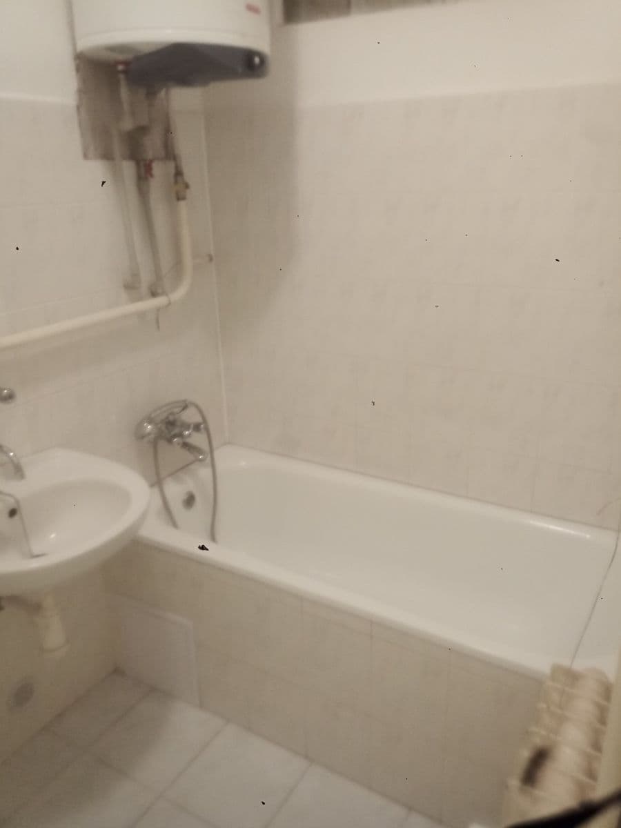 Studio flat to rent, 24 m², Kvítková, Zlín, Zlínský Region Studio flat to rent, 24 m², Kvítková, Zlín, Zlínský Region