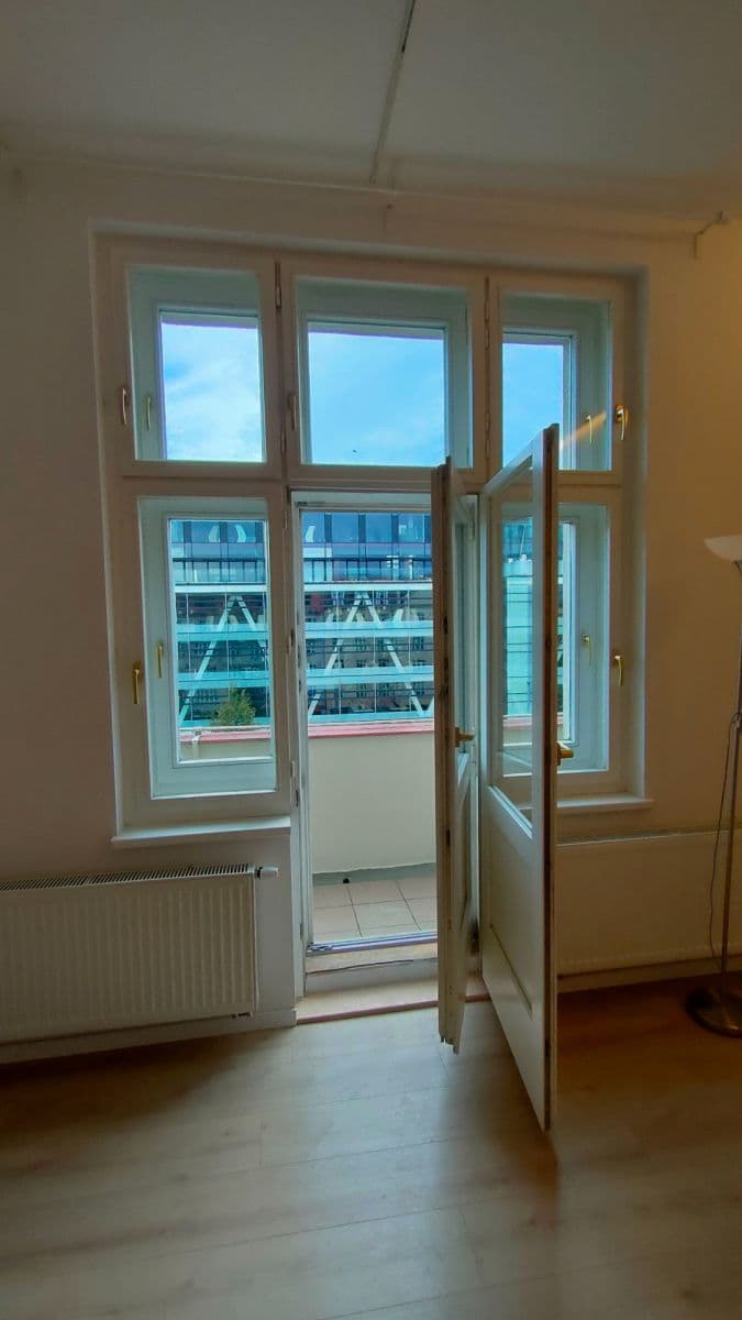 Studio flat to rent, 32 m², Evropská, Prague, Prague Studio flat to rent, 32 m², Evropská, Prague, Prague