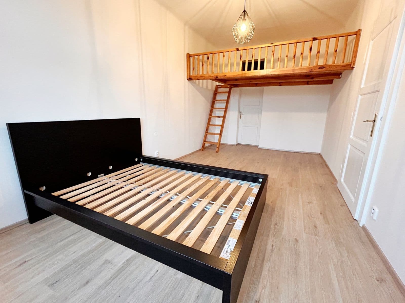 2 bedroom flat to rent, 65 m², Jičínská, Prague, Prague 2 bedroom flat to rent, 65 m², Jičínská, Prague, Prague