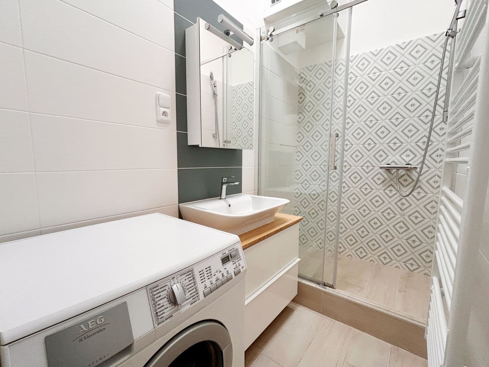 2 bedroom flat to rent, 65 m², Jičínská, Prague, Prague 2 bedroom flat to rent, 65 m², Jičínská, Prague, Prague