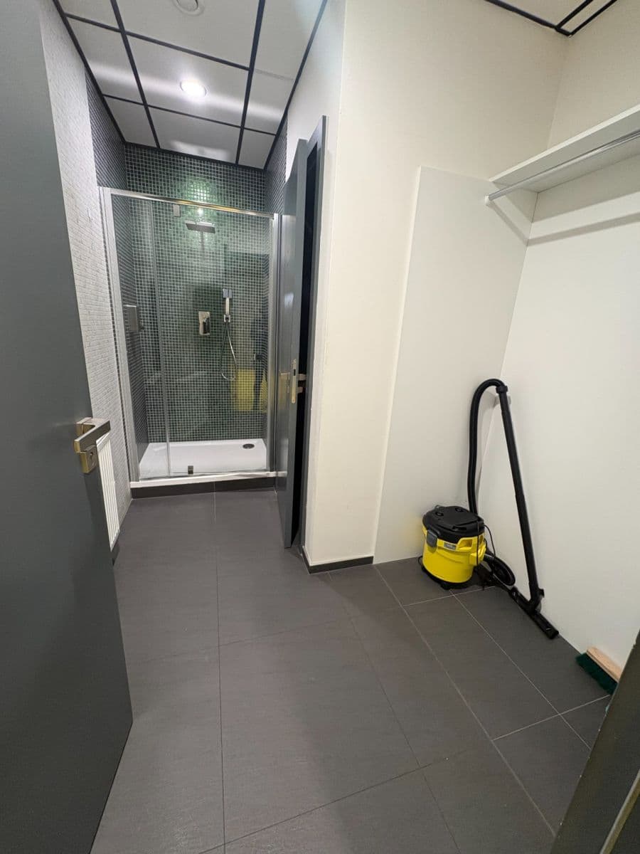 non-residential property to rent, 215 m², Sokolovská, Prague, Prague non-residential property to rent, 215 m², Sokolovská, Prague, Prague