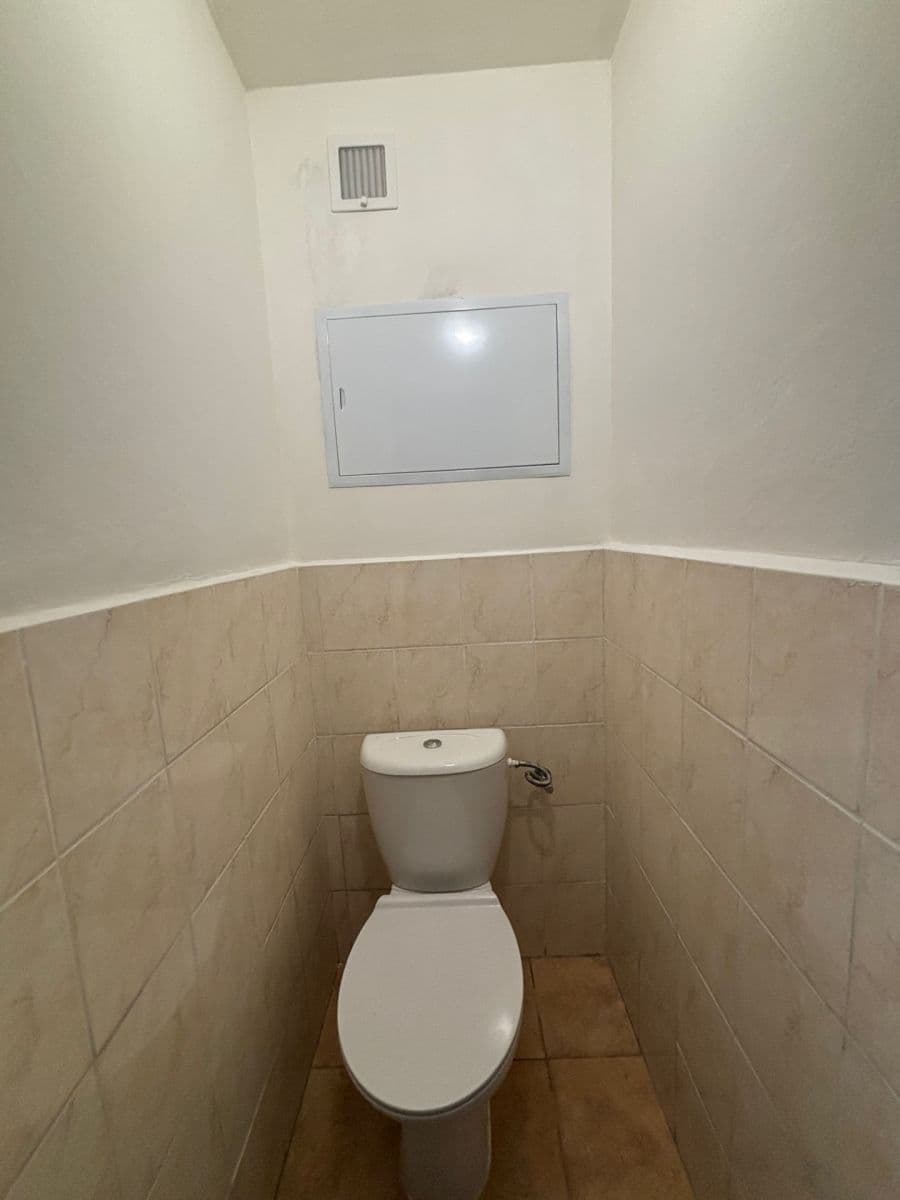 3 bedroom flat to rent, 85 m², Gončarenkova, Prague, Prague 3 bedroom flat to rent, 85 m², Gončarenkova, Prague, Prague