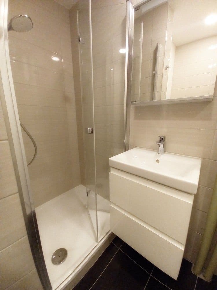 Studio flat to rent, 23 m², Nad Lesním divadlem, Prague, Prague Studio flat to rent, 23 m², Nad Lesním divadlem, Prague, Prague