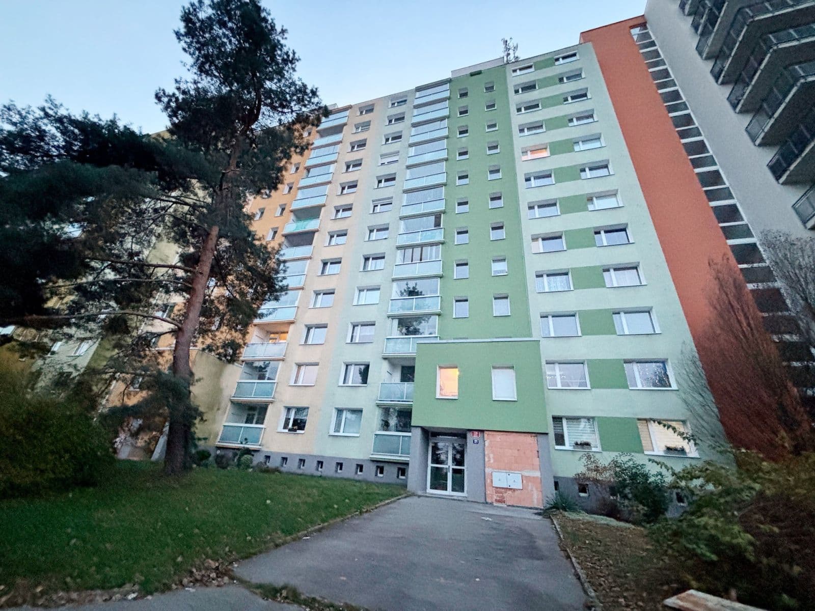 3 bedroom flat to rent, 76 m², Otradovická, Prague, Prague 3 bedroom flat to rent, 76 m², Otradovická, Prague, Prague