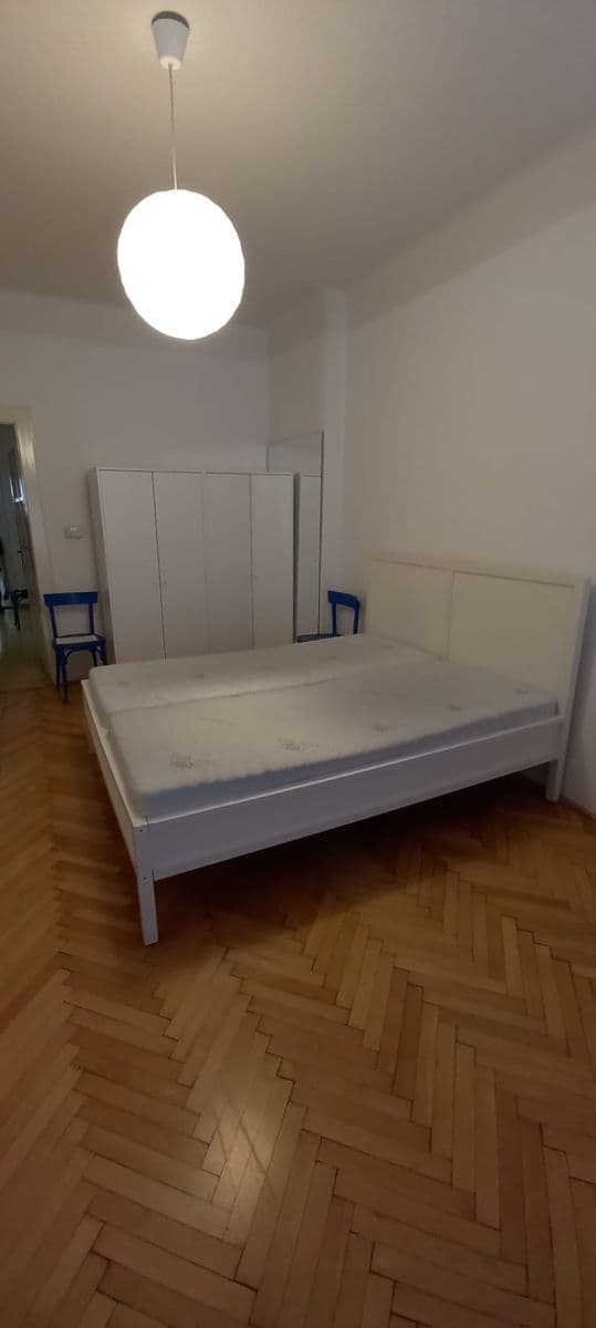 2 bedroom with open-plan kitchen flat to rent, 75 m², Schnirchova, Prague, Prague 2 bedroom with open-plan kitchen flat to rent, 75 m², Schnirchova, Prague, Prague