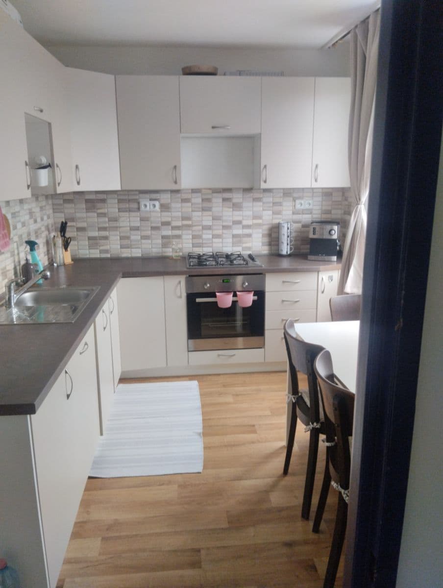 2 bedroom flat to rent, 54 m², Jesenická, Prague, Prague 2 bedroom flat to rent, 54 m², Jesenická, Prague, Prague