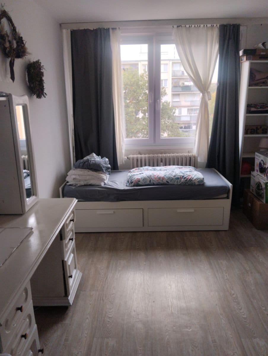 2 bedroom flat to rent, 54 m², Jesenická, Prague, Prague 2 bedroom flat to rent, 54 m², Jesenická, Prague, Prague