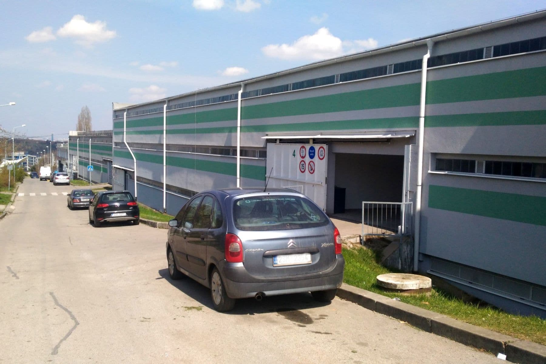 garage to rent, 18 m², Prague, Prague garage to rent, 18 m², Prague, Prague