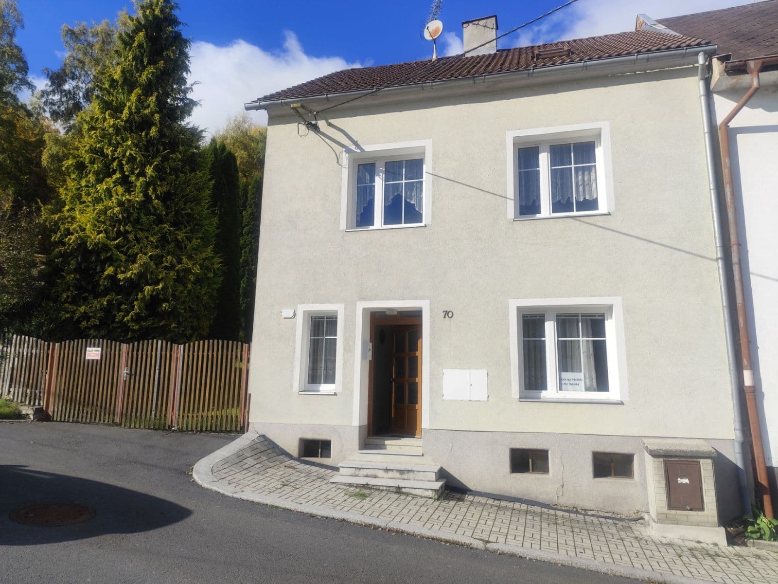 house for sale, 218 m², Radniční, Oloví, Karlovarský Region house for sale, 218 m², Radniční, Oloví, Karlovarský Region