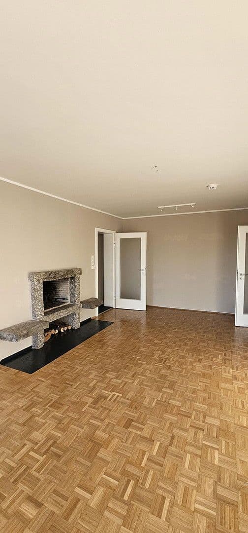 4 bedroom flat to rent, 93 m², Planegg, Bavaria 4 bedroom flat to rent, 93 m², Planegg, Bavaria