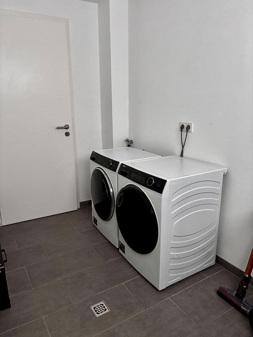 house to rent, 140 m², Neunkirchen-Seelscheid, North Rhine-Westphalia house to rent, 140 m², Neunkirchen-Seelscheid, North Rhine-Westphalia