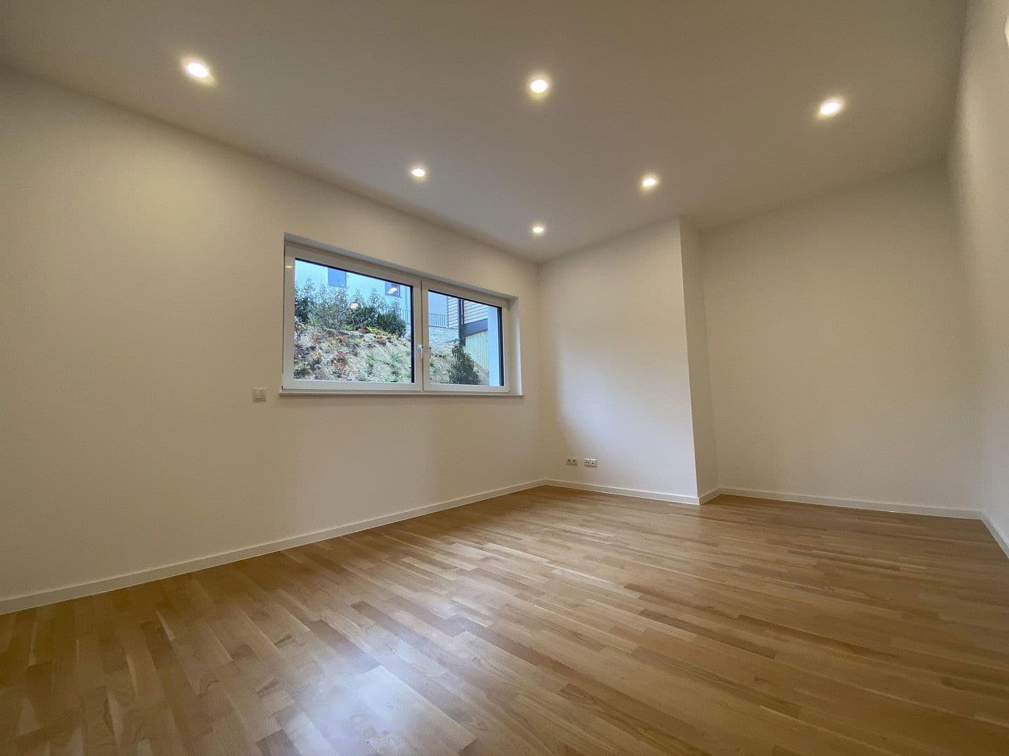 3 bedroom with open-plan kitchen flat to rent, 175 m², Koblenz, Rhineland-Palatinate 3 bedroom with open-plan kitchen flat to rent, 175 m², Koblenz, Rhineland-Palatinate