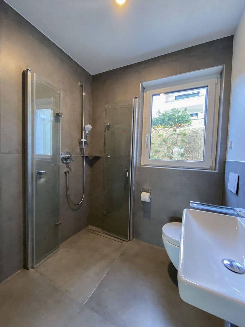 3 bedroom with open-plan kitchen flat to rent, 175 m², Koblenz, Rhineland-Palatinate 3 bedroom with open-plan kitchen flat to rent, 175 m², Koblenz, Rhineland-Palatinate