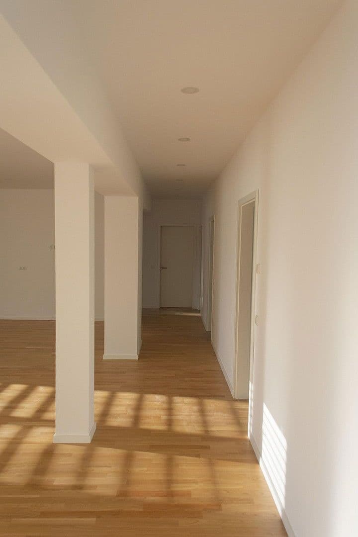 3 bedroom with open-plan kitchen flat to rent, 175 m², Koblenz, Rhineland-Palatinate 3 bedroom with open-plan kitchen flat to rent, 175 m², Koblenz, Rhineland-Palatinate