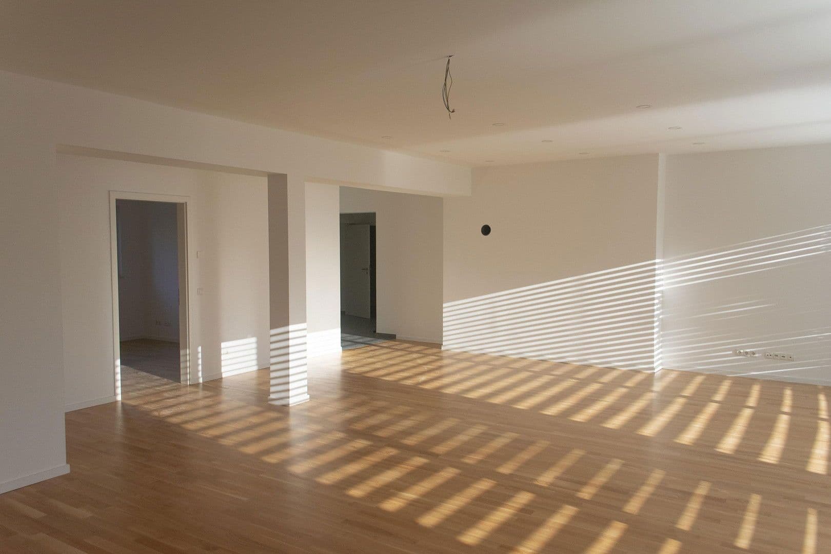 3 bedroom with open-plan kitchen flat to rent, 175 m², Koblenz, Rhineland-Palatinate 3 bedroom with open-plan kitchen flat to rent, 175 m², Koblenz, Rhineland-Palatinate