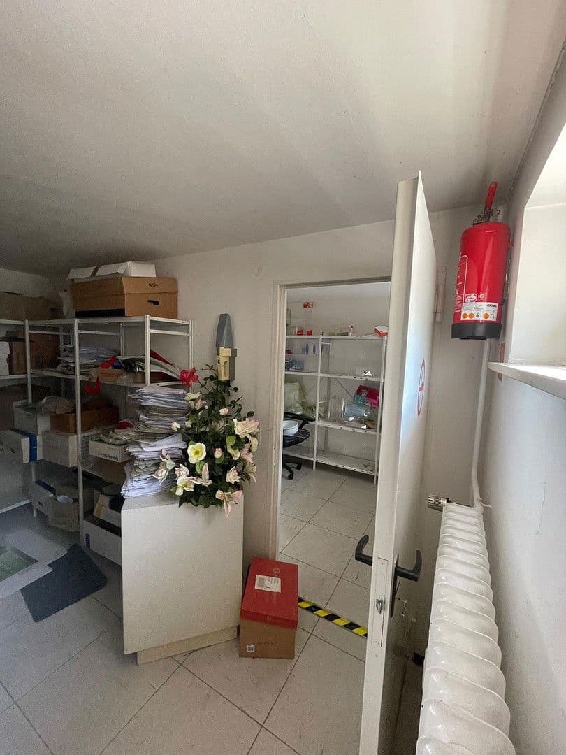 office to rent, 152 m², Godesberger Str. 9, Königswinter, North Rhine-Westphalia office to rent, 152 m², Godesberger Str. 9, Königswinter, North Rhine-Westphalia