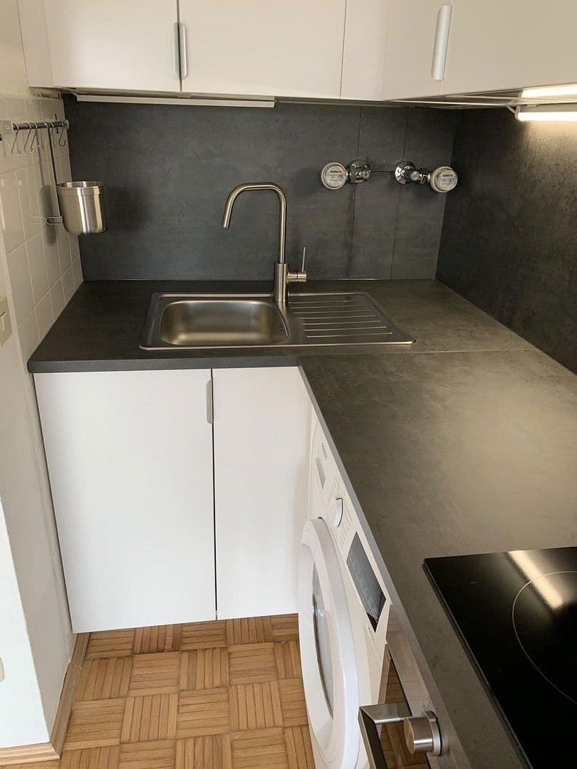 1 bedroom flat to rent, 34 m², Riesenfeldstrasse, München, Bavaria 1 bedroom flat to rent, 34 m², Riesenfeldstrasse, München, Bavaria