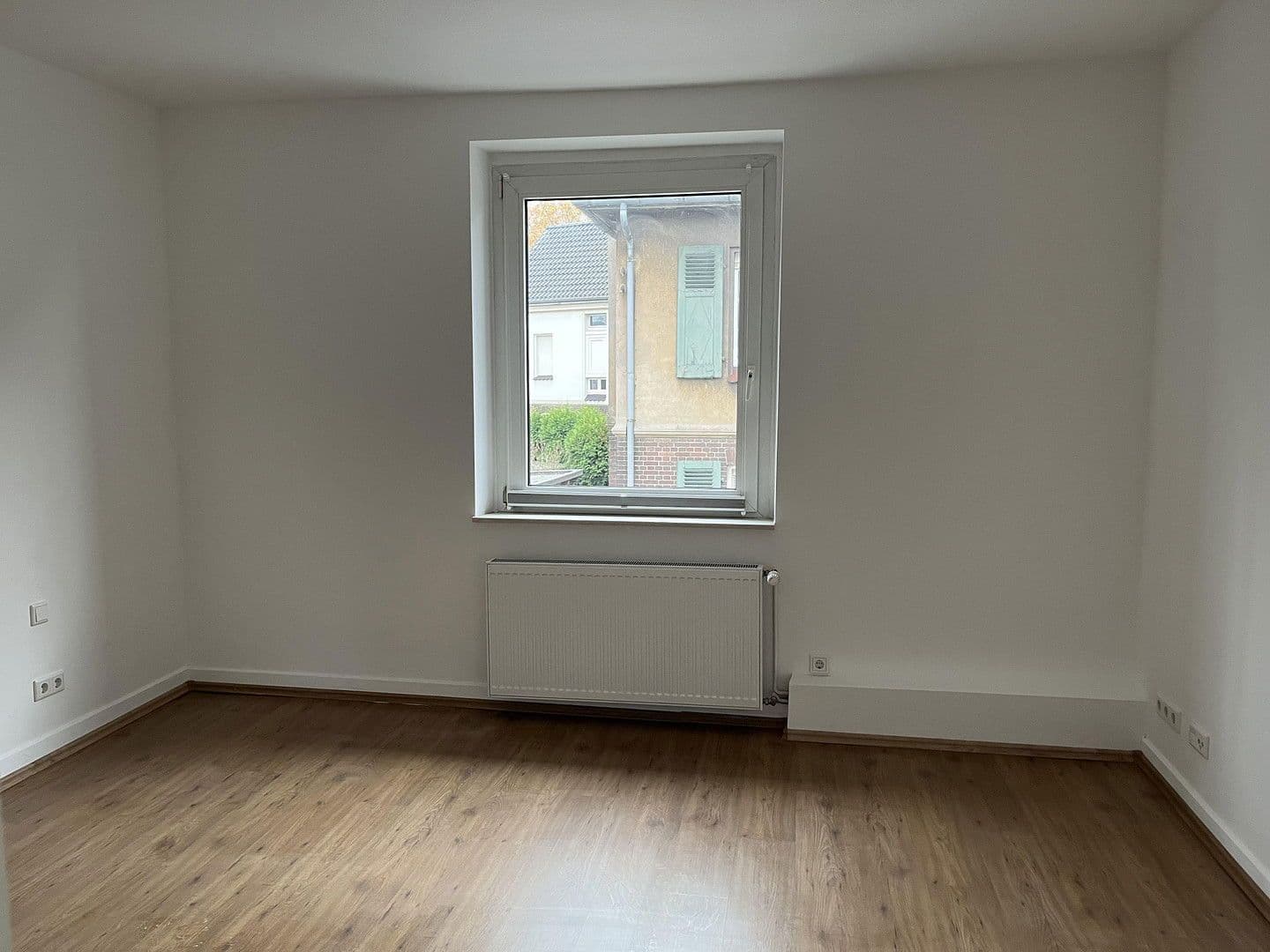 house to rent, 260 m², Herrmann Rinne Str. 34, Duisburg, North Rhine-Westphalia house to rent, 260 m², Herrmann Rinne Str. 34, Duisburg, North Rhine-Westphalia