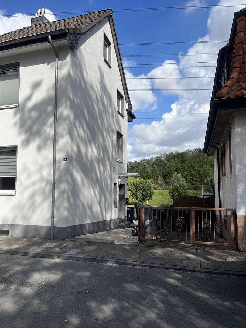 house to rent, 260 m², Herrmann Rinne Str. 34, Duisburg, North Rhine-Westphalia house to rent, 260 m², Herrmann Rinne Str. 34, Duisburg, North Rhine-Westphalia