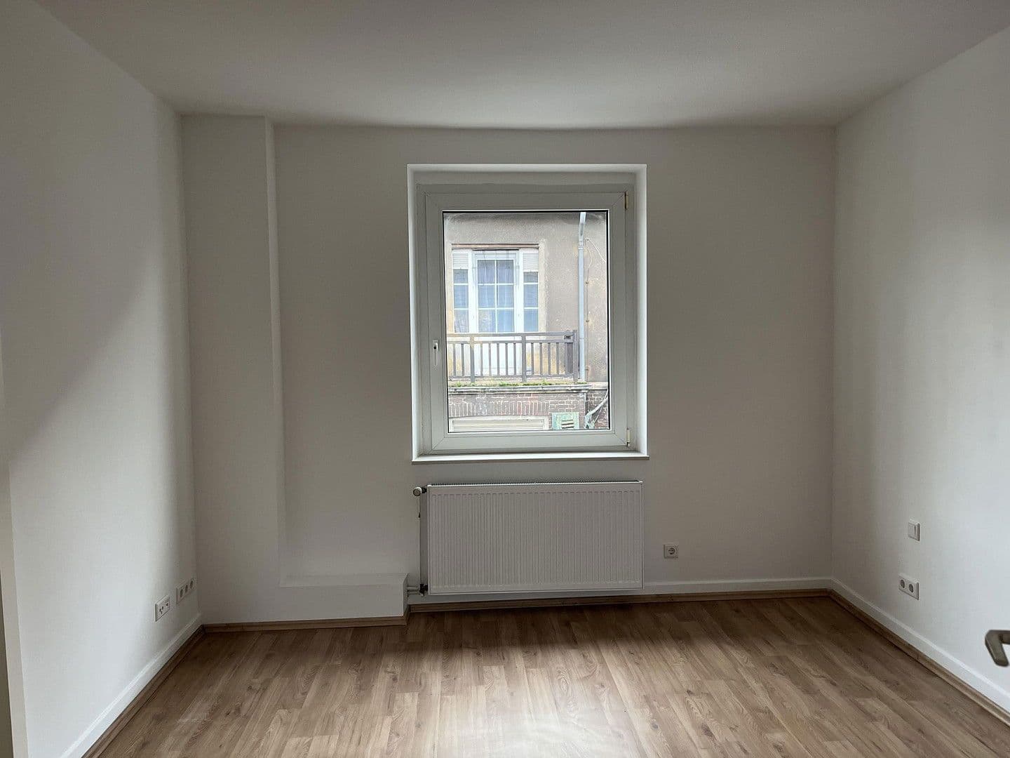 house to rent, 260 m², Herrmann Rinne Str. 34, Duisburg, North Rhine-Westphalia house to rent, 260 m², Herrmann Rinne Str. 34, Duisburg, North Rhine-Westphalia