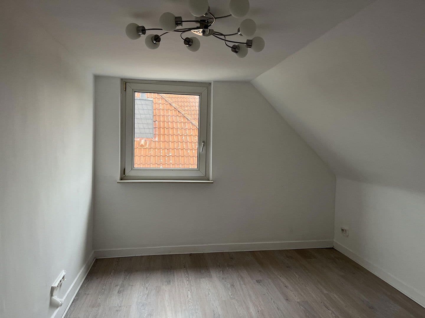 house to rent, 260 m², Herrmann Rinne Str. 34, Duisburg, North Rhine-Westphalia house to rent, 260 m², Herrmann Rinne Str. 34, Duisburg, North Rhine-Westphalia