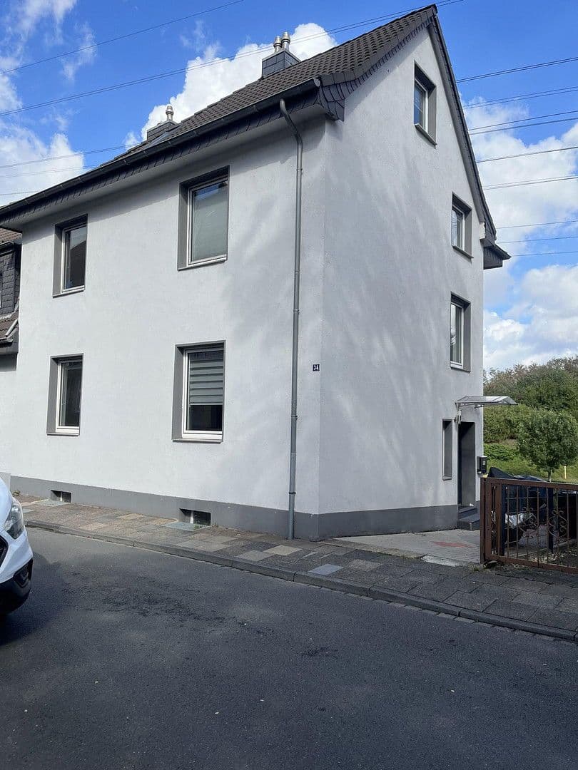 house to rent, 260 m², Herrmann Rinne Str. 34, Duisburg, North Rhine-Westphalia house to rent, 260 m², Herrmann Rinne Str. 34, Duisburg, North Rhine-Westphalia