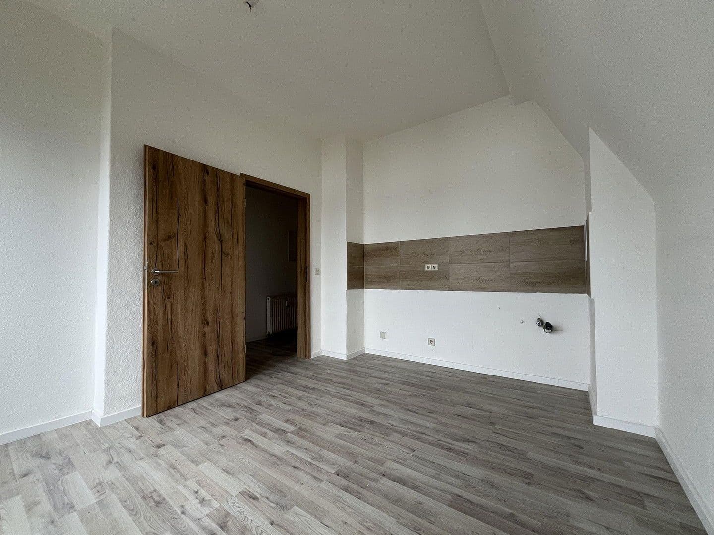 3 bedroom flat to rent, 79 m², Thomas-Mann-Straße 13, Zwickau, Saxony 3 bedroom flat to rent, 79 m², Thomas-Mann-Straße 13, Zwickau, Saxony