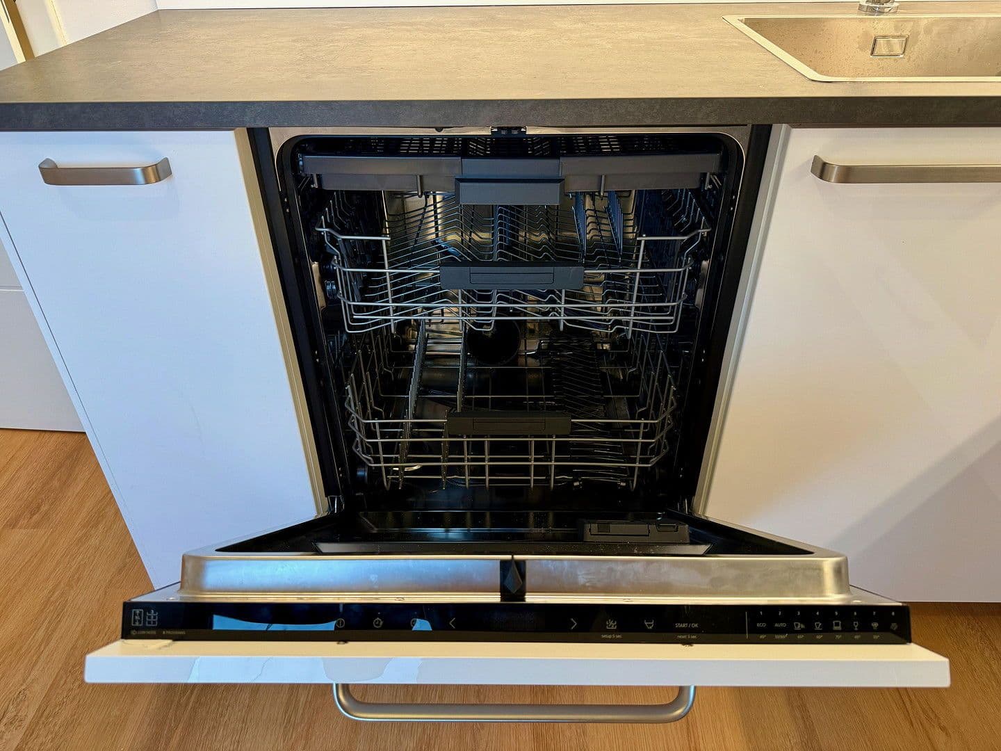 2 bedroom with open-plan kitchen flat to rent, 82 m², Hammer Straße 68, Bochum, North Rhine-Westphalia 2 bedroom with open-plan kitchen flat to rent, 82 m², Hammer Straße 68, Bochum, North Rhine-Westphalia