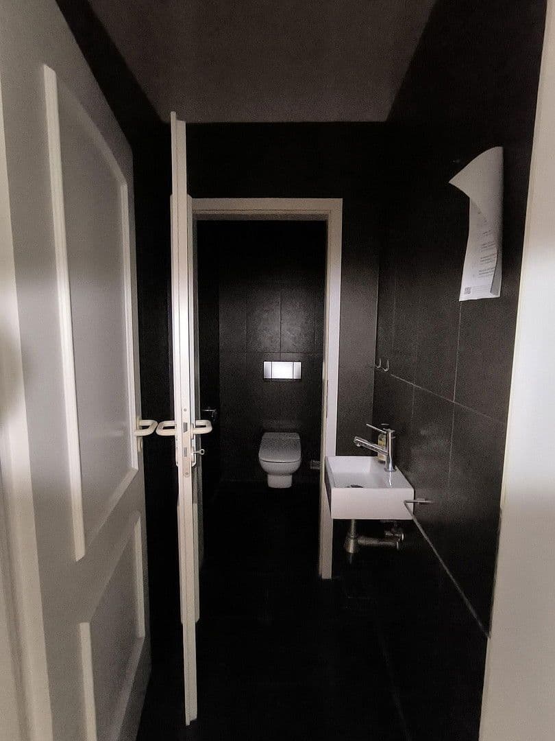 non-residential property to rent, 9 m², Hegelstraße 19, Magdeburg, Saxony-Anhalt non-residential property to rent, 9 m², Hegelstraße 19, Magdeburg, Saxony-Anhalt