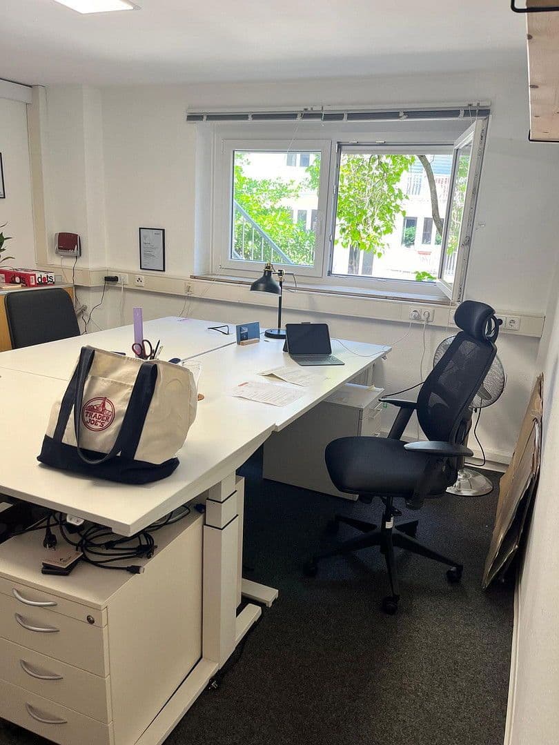 office to rent, 50 m², Schützenstraße 11, Stuttgart, Baden-Württemberg office to rent, 50 m², Schützenstraße 11, Stuttgart, Baden-Württemberg