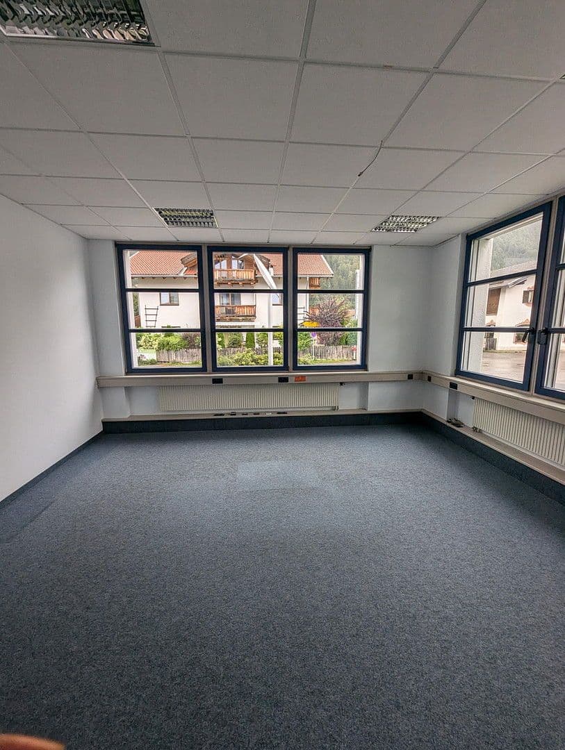 office to rent, 160 m², Mühlenweg 18, Mittenwald, Bavaria office to rent, 160 m², Mühlenweg 18, Mittenwald, Bavaria