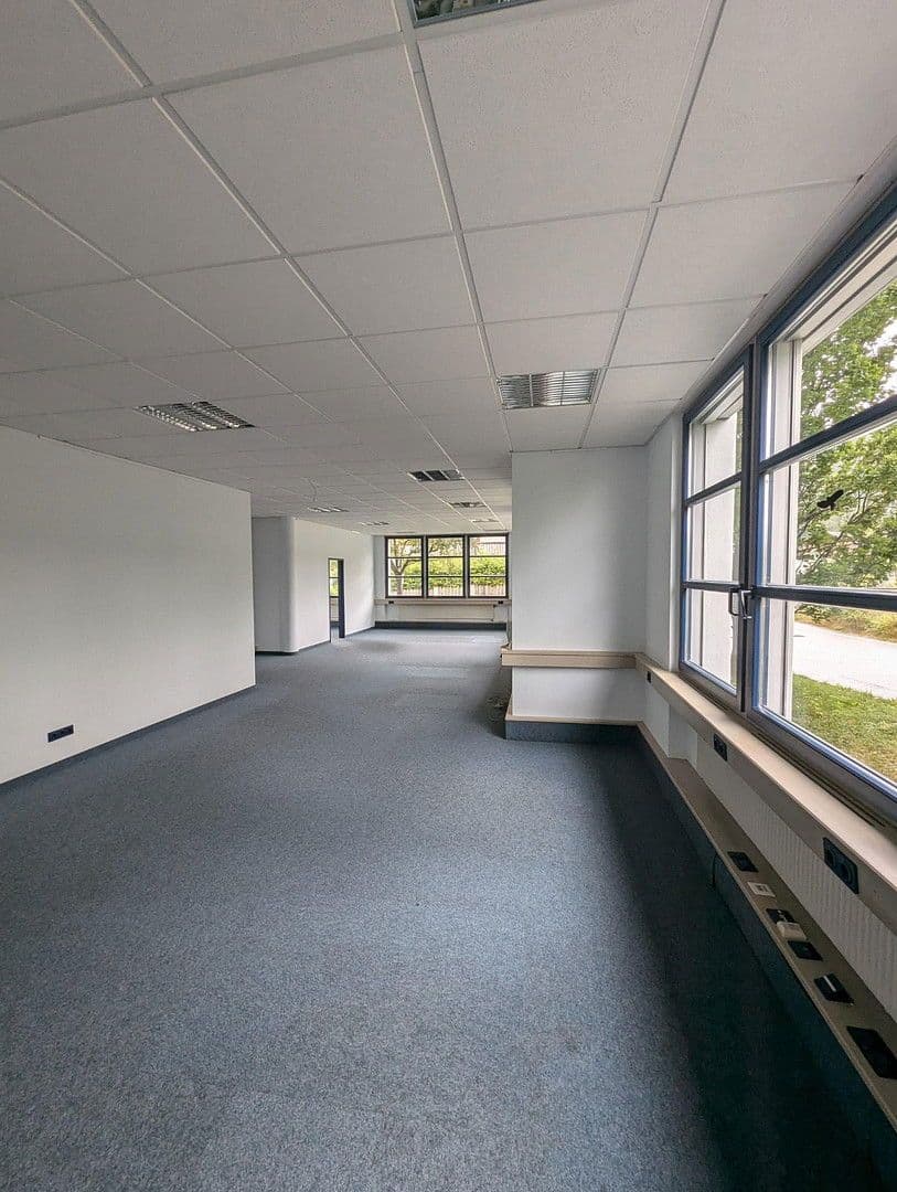 office to rent, 160 m², Mühlenweg 18, Mittenwald, Bavaria office to rent, 160 m², Mühlenweg 18, Mittenwald, Bavaria