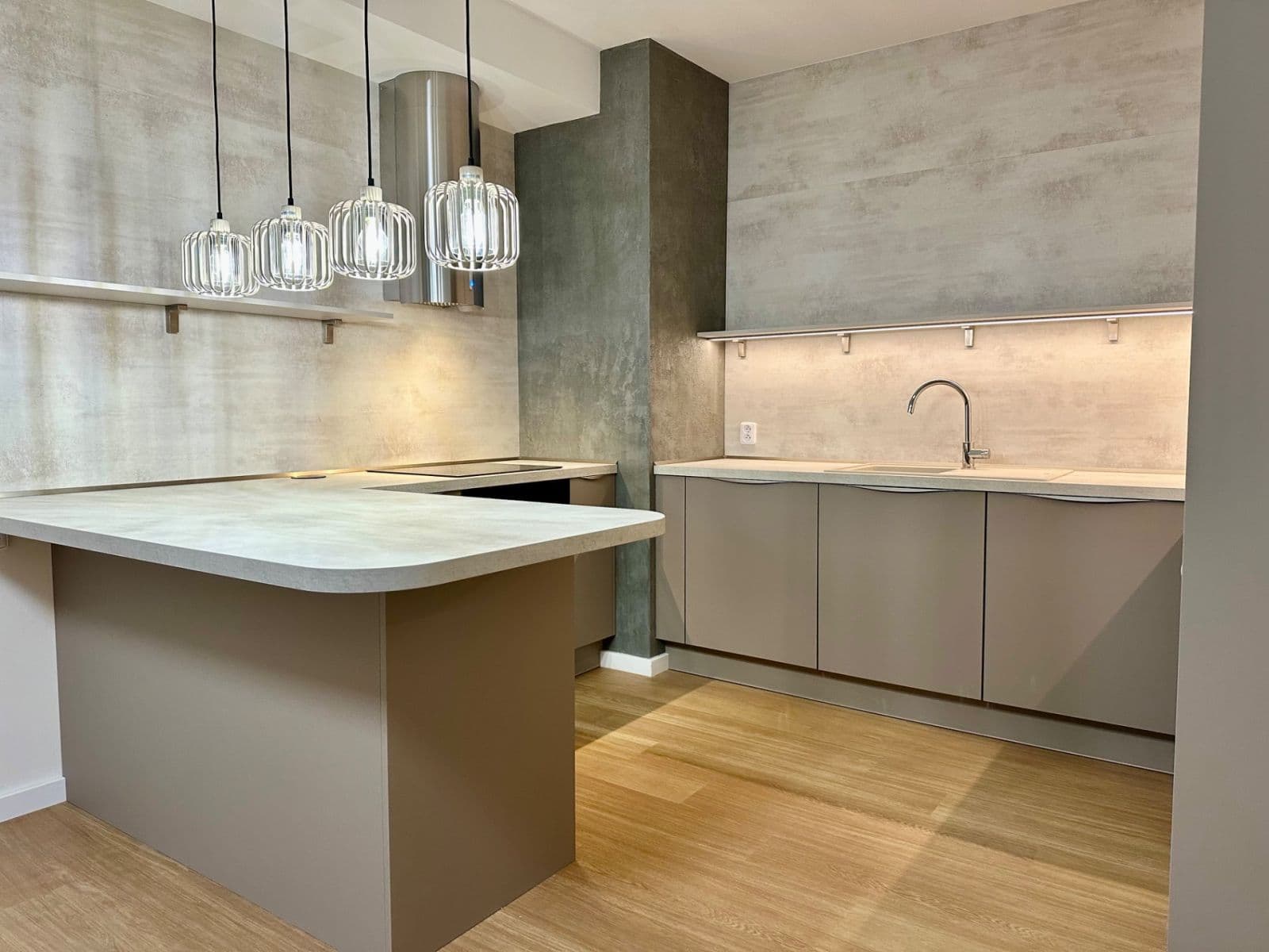 1 bedroom with open-plan kitchen flat to rent, 58 m², Stočesova, Prague, Prague 1 bedroom with open-plan kitchen flat to rent, 58 m², Stočesova, Prague, Prague