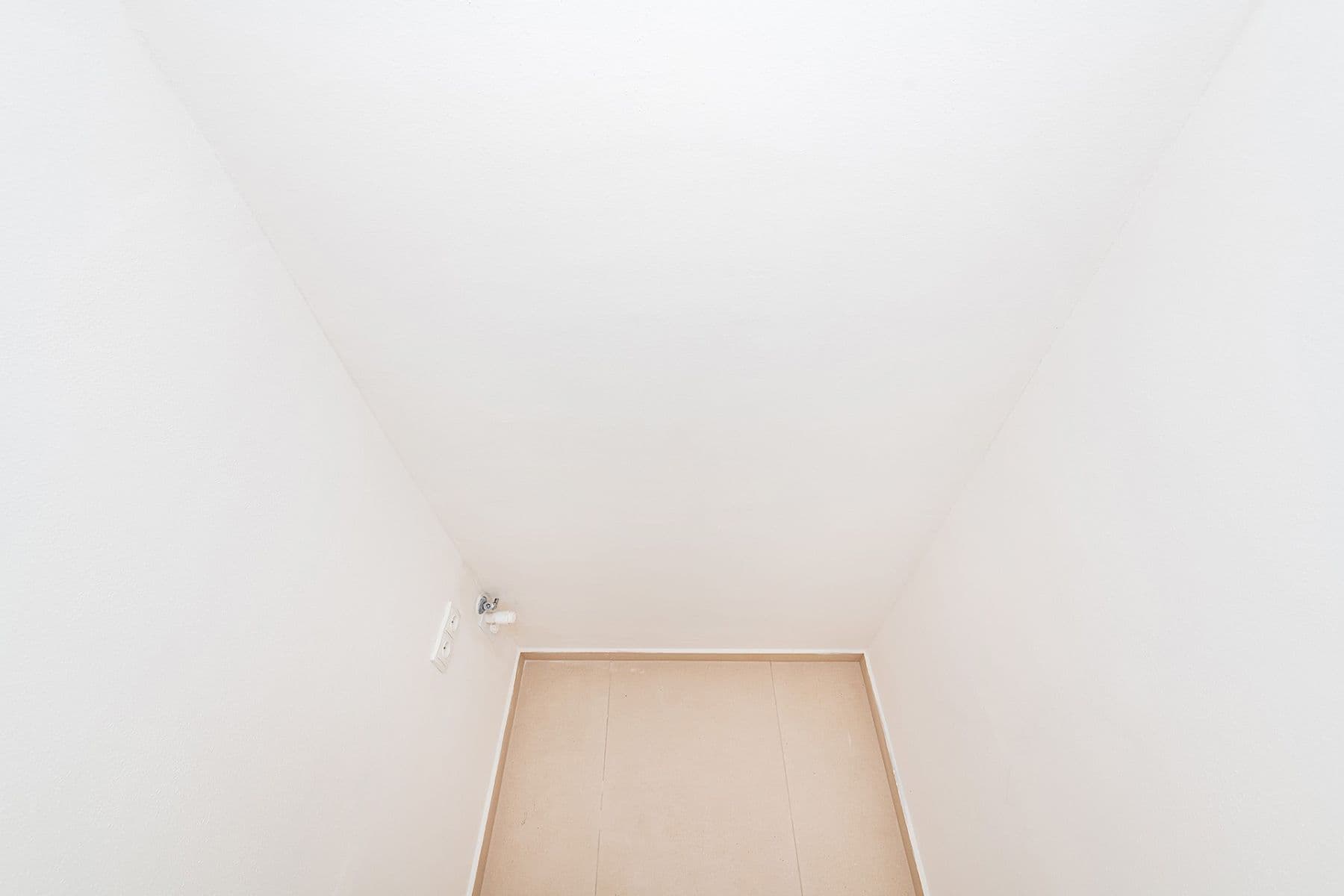 4 bedroom with open-plan kitchen flat for sale, 88 m², Feřtekova, Prague, Prague 4 bedroom with open-plan kitchen flat for sale, 88 m², Feřtekova, Prague, Prague