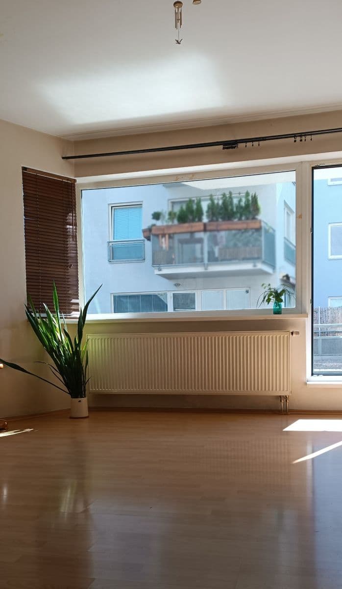 Studio flat to rent, 36 m², Kudrnova, Prague, Prague Studio flat to rent, 36 m², Kudrnova, Prague, Prague