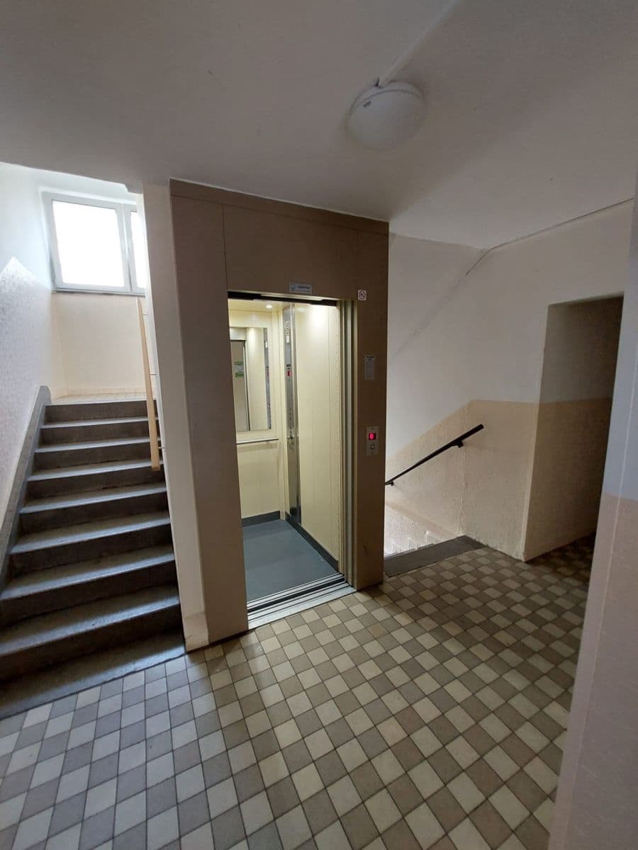 1 bedroom flat to rent, 42 m², Smrková, Plzeň, Plzeňský Region 1 bedroom flat to rent, 42 m², Smrková, Plzeň, Plzeňský Region