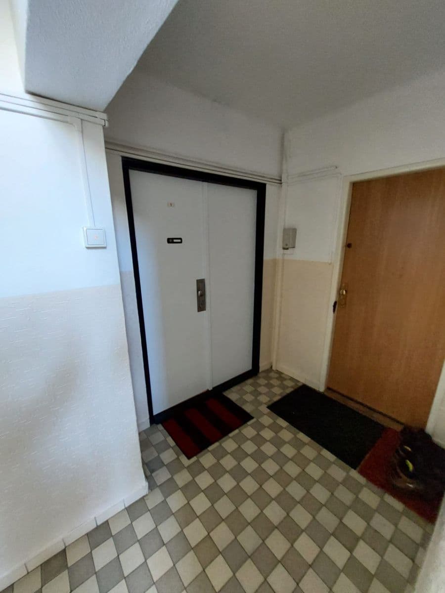 1 bedroom flat to rent, 42 m², Smrková, Plzeň, Plzeňský Region 1 bedroom flat to rent, 42 m², Smrková, Plzeň, Plzeňský Region