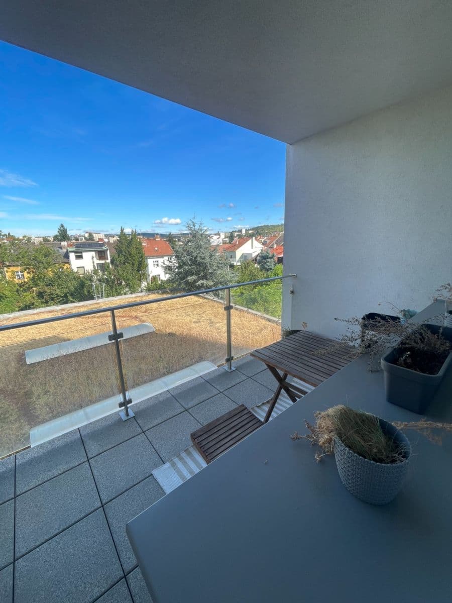 Studio flat to rent, 44 m², Táborská, Brno, Jihomoravský Region Studio flat to rent, 44 m², Táborská, Brno, Jihomoravský Region