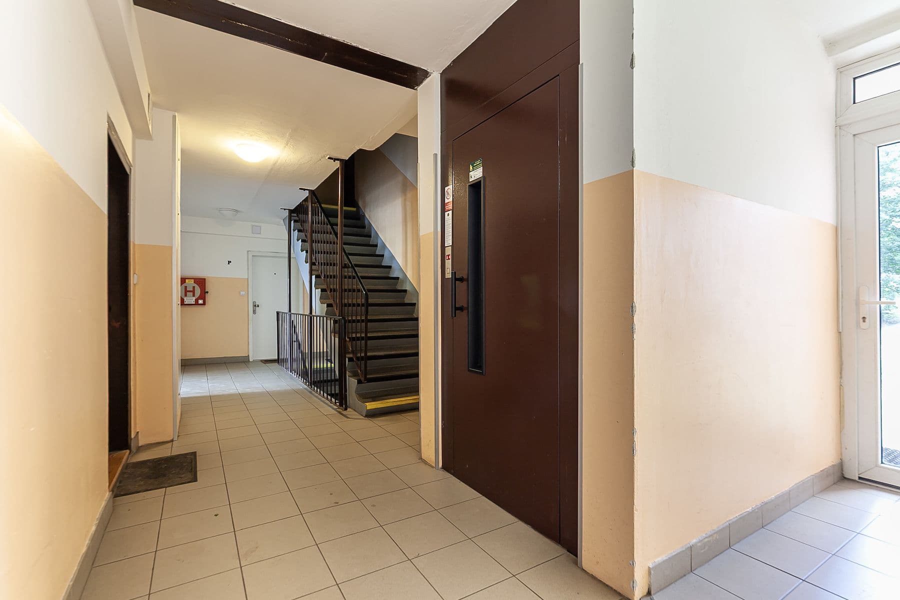 2 bedroom flat for sale, 62 m², Bouřilova, Prague, Prague 2 bedroom flat for sale, 62 m², Bouřilova, Prague, Prague