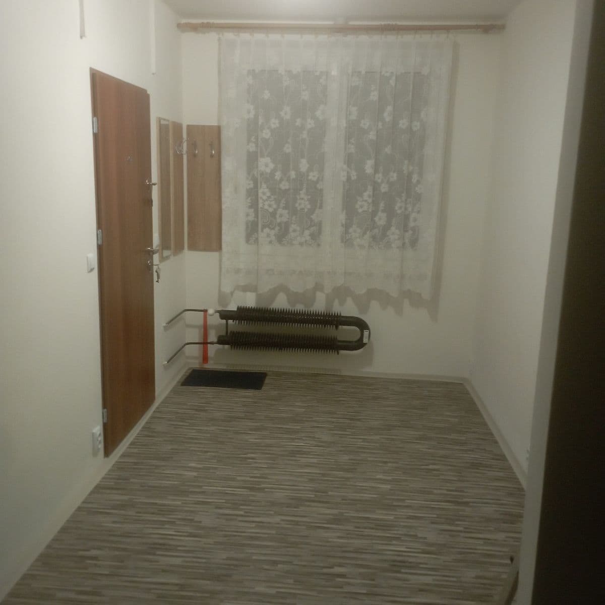 non-residential property to rent, 15 m², Moldavská, Brno, Jihomoravský Region non-residential property to rent, 15 m², Moldavská, Brno, Jihomoravský Region