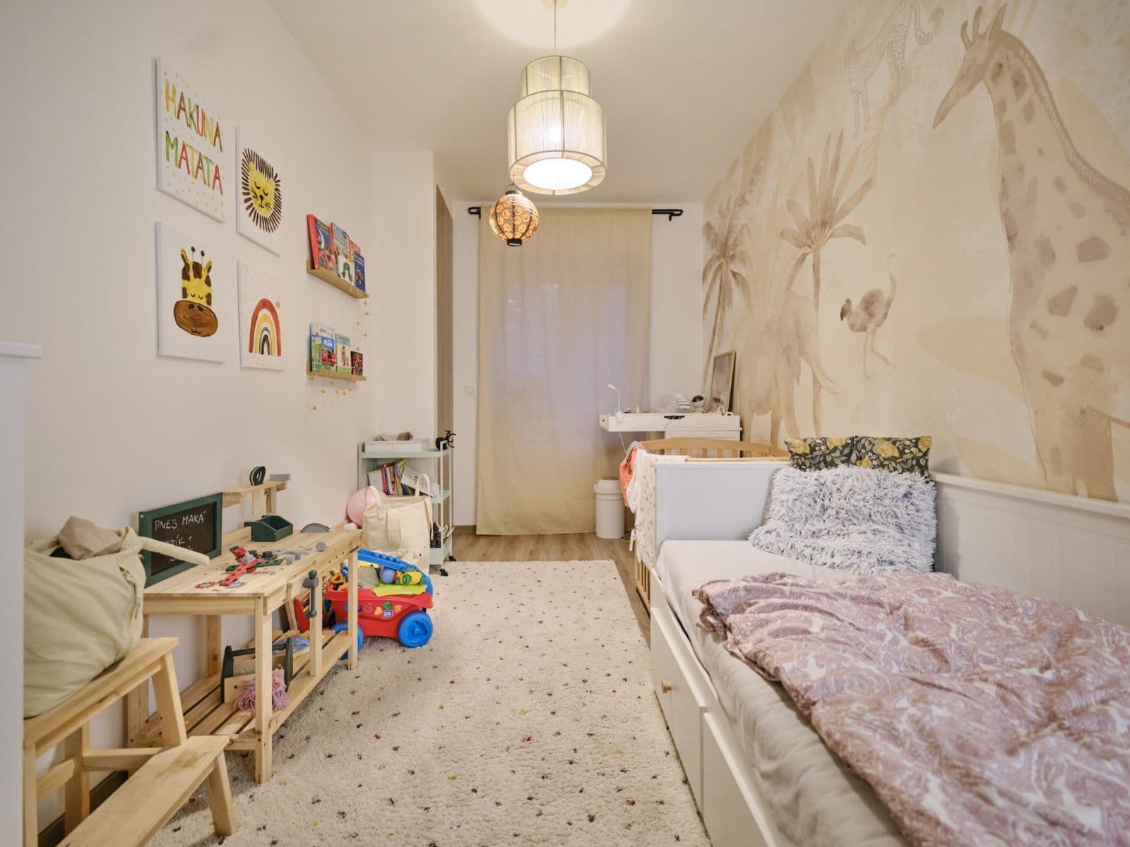 2 bedroom with open-plan kitchen flat to rent, 65 m², Svojetická, Prague, Prague 2 bedroom with open-plan kitchen flat to rent, 65 m², Svojetická, Prague, Prague