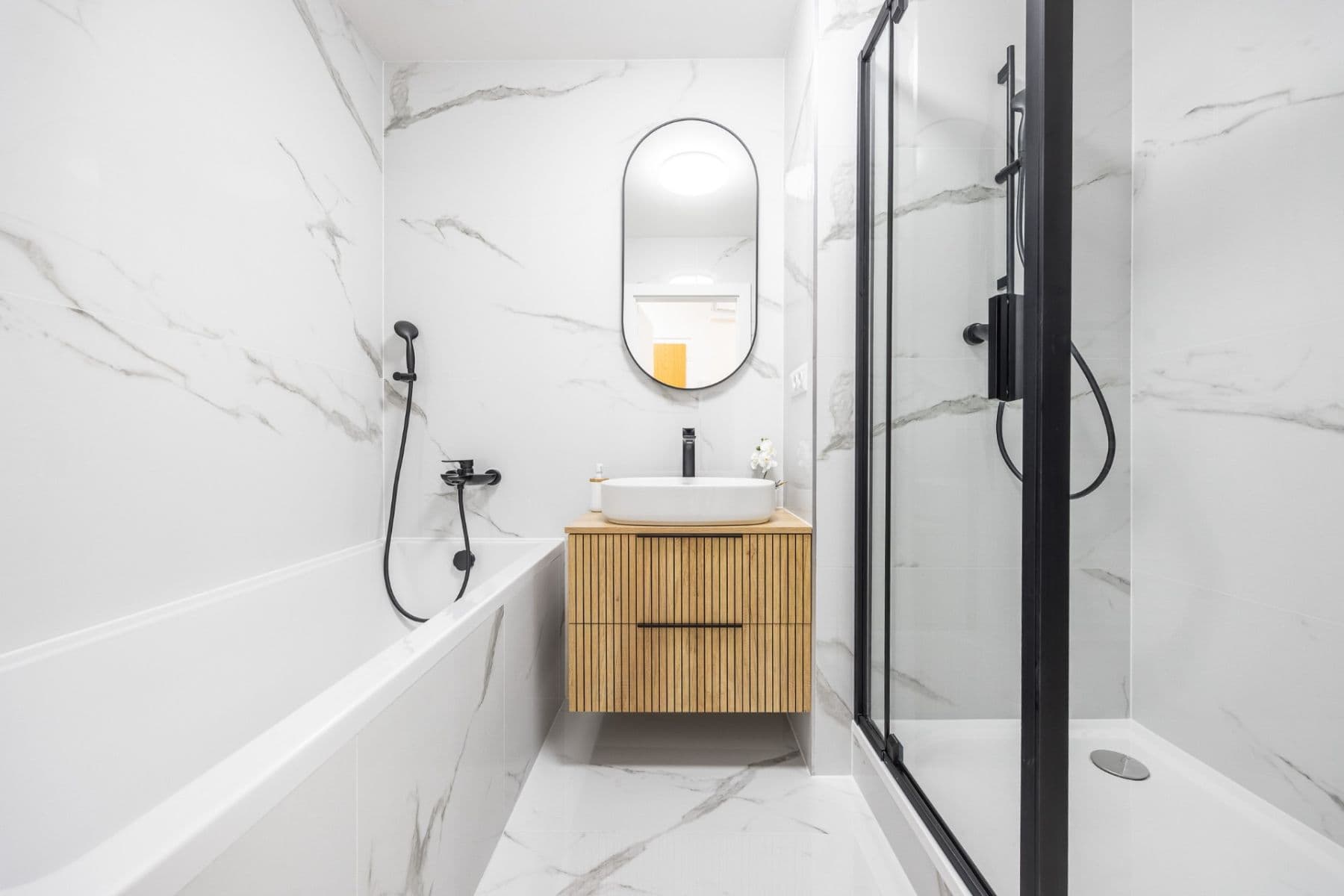 2 bedroom with open-plan kitchen flat to rent, 65 m², Metodějova, Prague, Prague 2 bedroom with open-plan kitchen flat to rent, 65 m², Metodějova, Prague, Prague